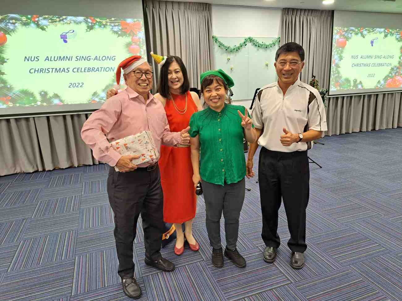johnny-tan-science-1982-presenting-lucky-draw-prizes