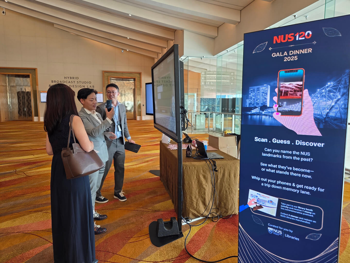 To mark NUS’ 120th anniversary, Mr Herman’s team curated an exhibition for the University’s gala dinner last July, featuring alumni-created creative works and commentaries, vintage student production posters, nostalgic campus photographs used as photobooth backdrops and in virtual reality and augmented reality challenges, as well as trivia quizzes.