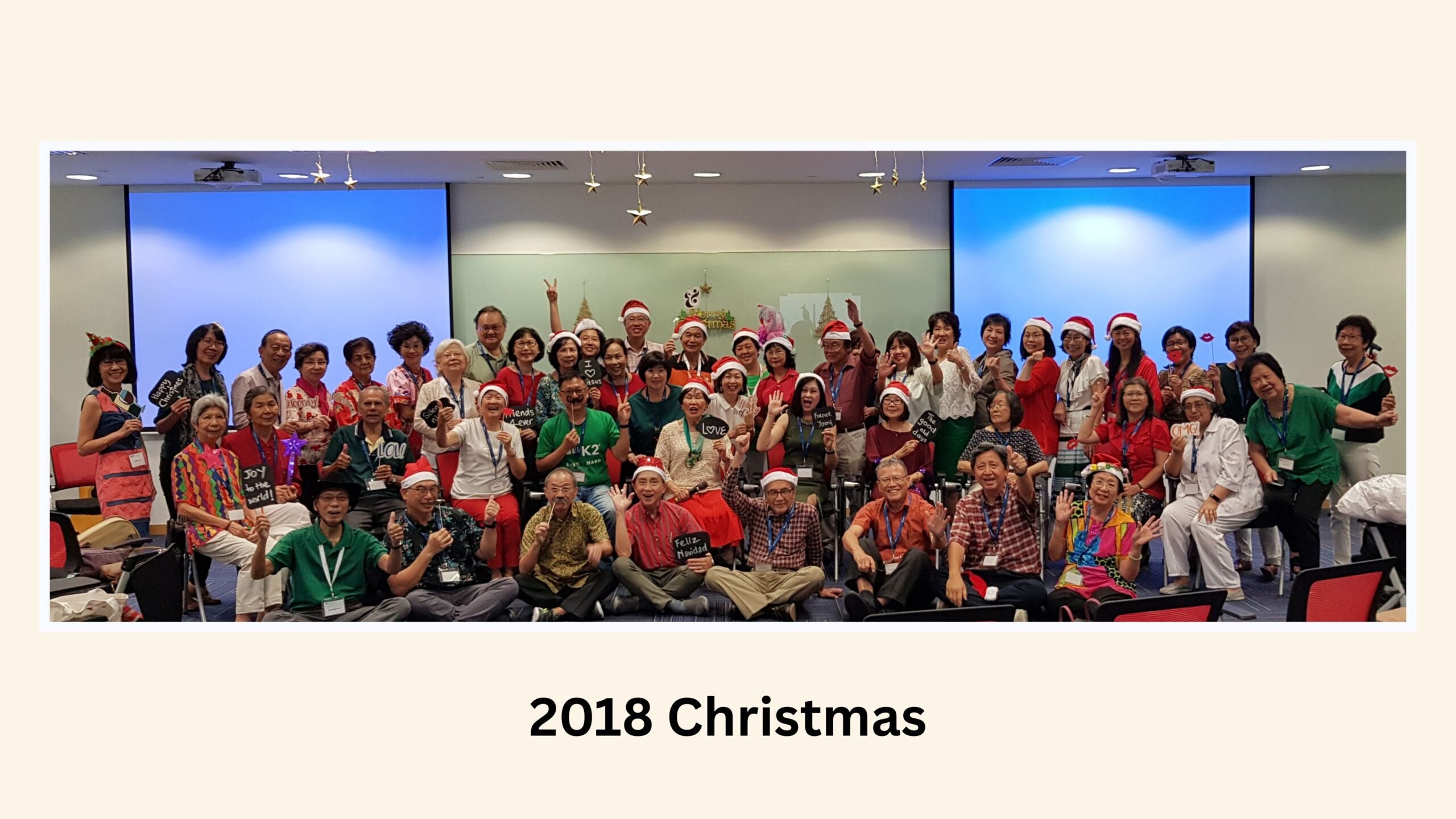 NUS Alumni Sing-Along Christmas Celebration at Coriander Room.